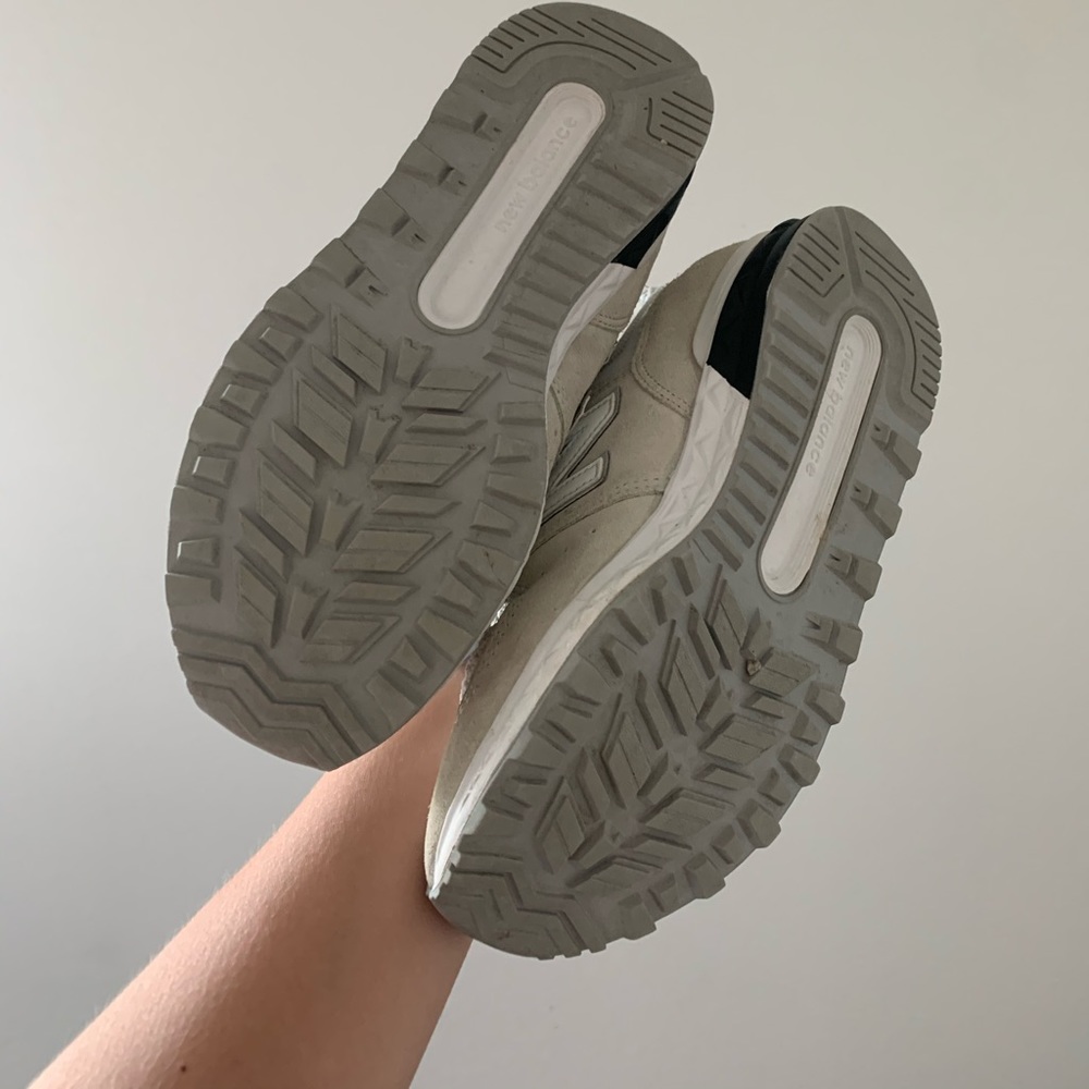 New Balance 574 - Picture 2 of 3
